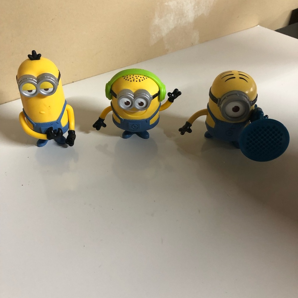 2017 McDonald’s Minions “Groovin”, “Kevin” and “Stuart”